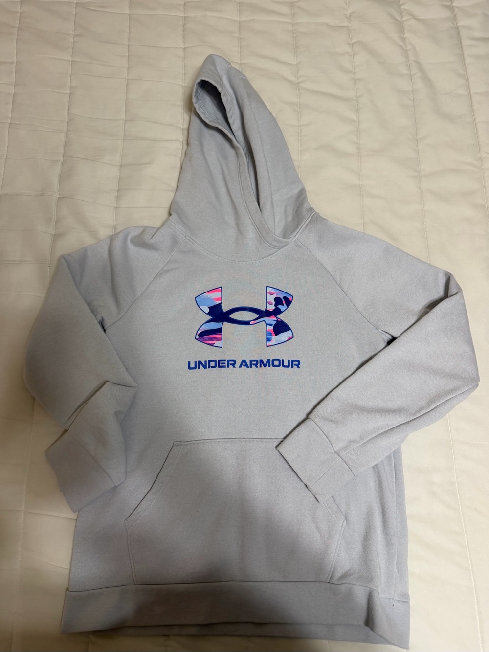 💥 KIDS Under Armour Light Gray Hoodie with Pink & Blue Logo